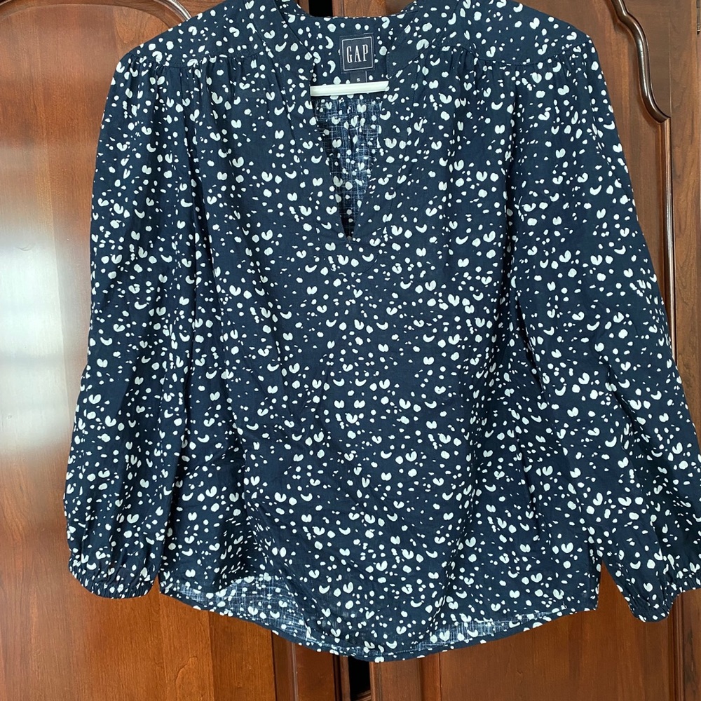 Gap navy blue + white blouse